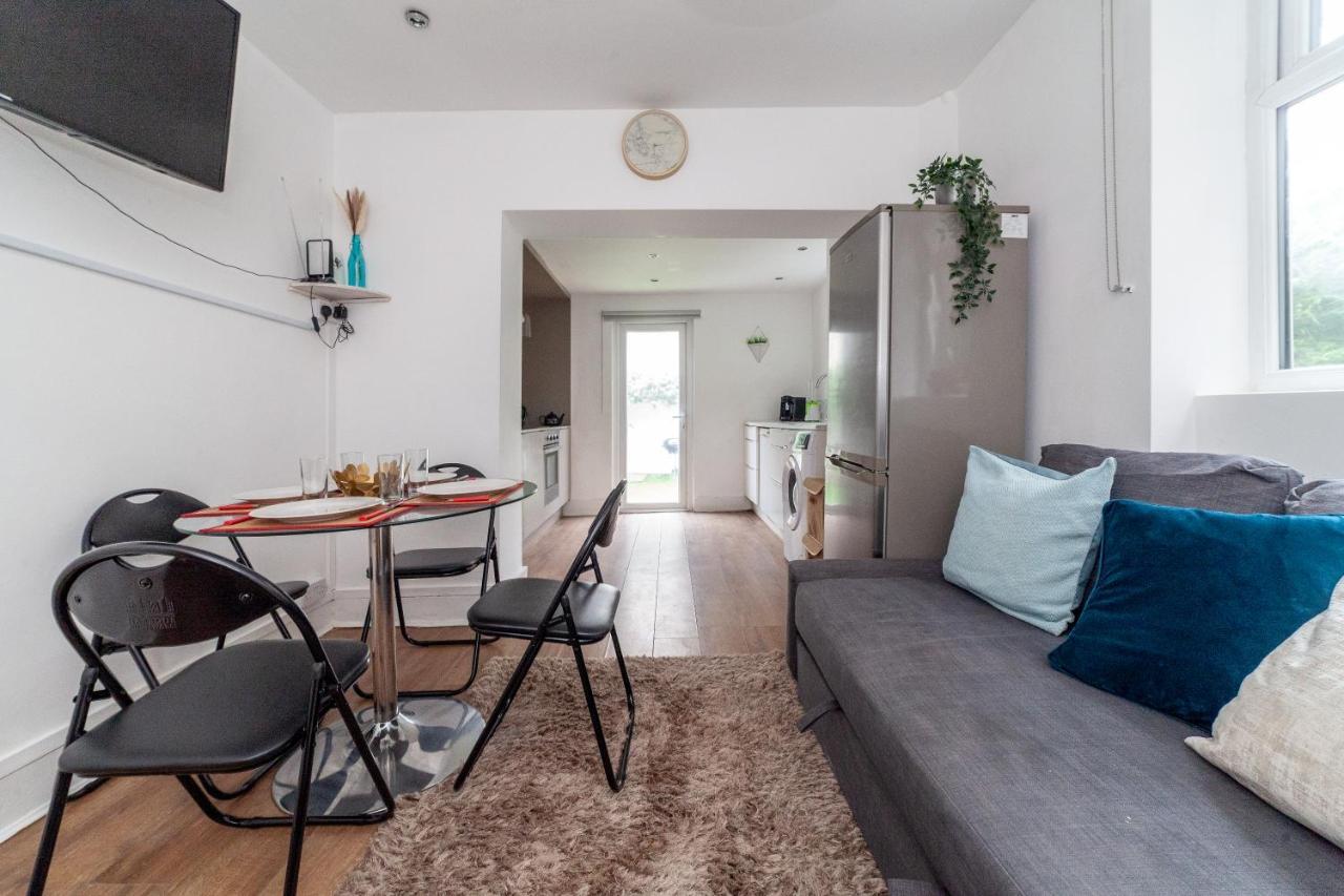 The Orange Garden 2 Bed Serviced Apartment Near Notting Hill Portobello Market London Bagian luar foto